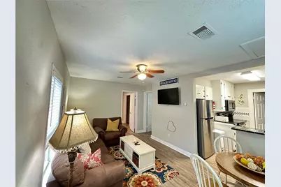 1701 17th Street #D, Galveston, TX 77550 - Photo 3