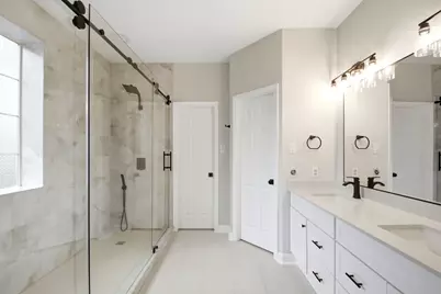 62 S Hidden View Circle, The Woodlands, TX 77381 - Photo 21
