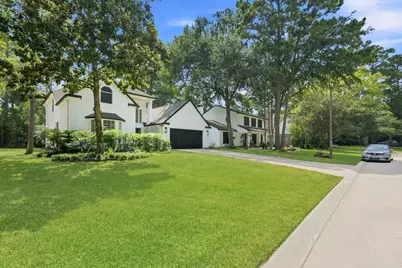62 S Hidden View Circle, The Woodlands, TX 77381 - Photo 3