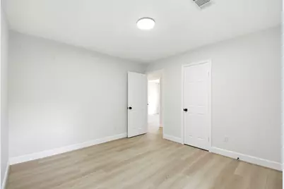 62 S Hidden View Circle, The Woodlands, TX 77381 - Photo 33