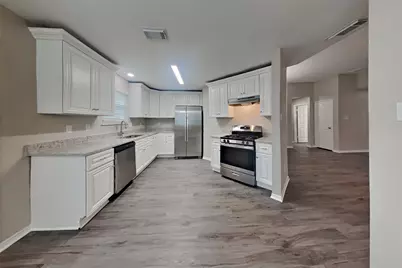 17014 Enchanted Circle W, Sugar Land, TX 77498 - Photo 5