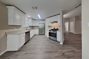 17014 Enchanted Cir W, Sugar Land, TX 77498 - Photo 5