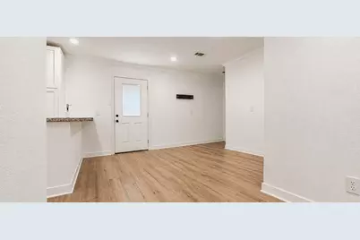 2102 Margaret Ave #B, Houston, TX 77093 - Photo 5