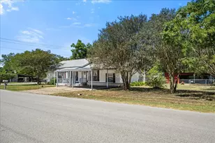 1206 W 8th St, Caldwell, TX 77836 - Photo 23