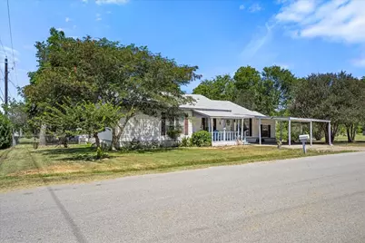 1206 W 8th St, Caldwell, TX 77836 - Photo 23