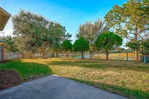 11210 Hundred Bridge Ln, Sugar Land, TX 77498 - Photo 43