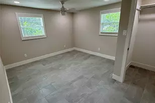 602 Miles Dr, Bayview, TX 77518 - Photo 7