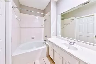 1247 W 17th St, Houston, TX 77008 - Photo 23