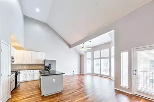 1247 W 17th St, Houston, TX 77008 - Photo 9