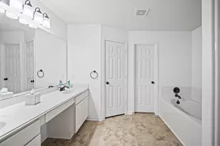 9897 Expedition Trail, Conroe, TX 77385 - Photo 17