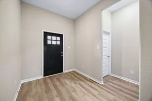 1924 Canyon Live Oak St, Conroe, TX 77304 - Photo 3
