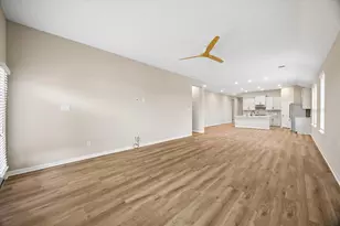 1924 Canyon Live Oak St, Conroe, TX 77304 - Photo 11