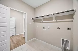 1924 Canyon Live Oak St, Conroe, TX 77304 - Photo 25