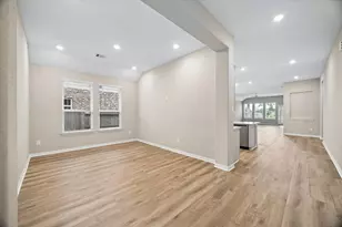 1924 Canyon Live Oak St, Conroe, TX 77304 - Photo 5