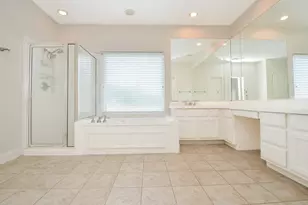 6007 Planters Point Ct, Sugar Land, TX 77479 - Photo 13