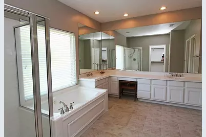 6007 Planters Point Court, Sugar Land, TX 77479 - Photo 3