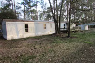 10973 Balsam St, Willis, TX 77318 - Photo 3