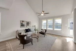 2754 Hidden Hollow Ln, Conroe, TX 77385 - Photo 17