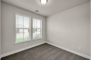 2754 Hidden Hollow Ln, Conroe, TX 77385 - Photo 25