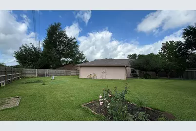 1919 Iron Ridge, Sugar Land, TX 77478 - Photo 3