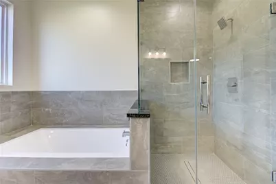 2903 El Fenice Lane, Houston, TX 77057 - Photo 9