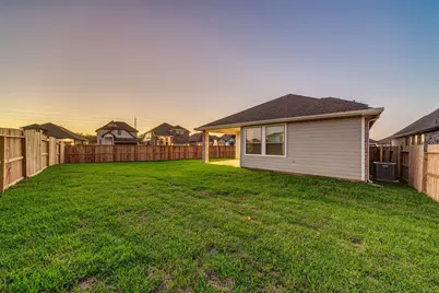 8706 Fox Trail Drive, Missouri City, TX 77459 - Photo 25