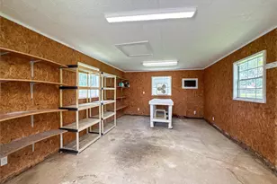 2705 Clark Ln, Orange, TX 77632 - Photo 9