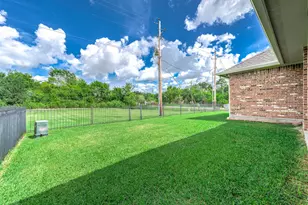 2237 Jernigan Ford, Dickinson, TX 77539 - Photo 31