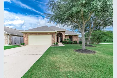 2237 Jernigan Ford, Dickinson, TX 77539 - Photo 1