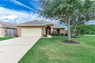 2237 Jernigan Ford, Dickinson, TX 77539 - Photo 1