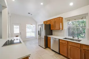 1714 Bumelia Ct, Sugar Land, TX 77479 - Photo 9