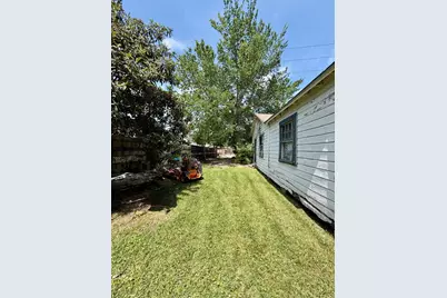 5118 Firnat Street, Houston, TX 77016 - Photo 9