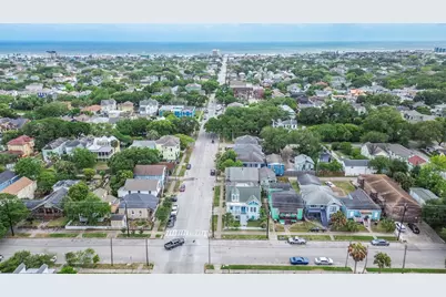 3301 Ursuline Street, Galveston, TX 77550 - Photo 33