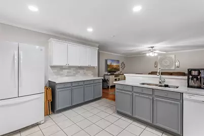 8038 Echinacea Drive, Baytown, TX 77521 - Photo 17