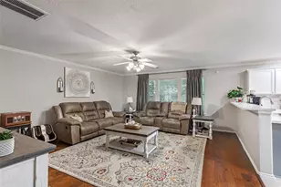8038 Echinacea Dr, Baytown, TX 77521 - Photo 11