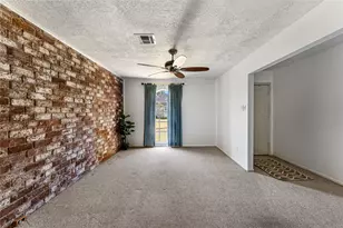6947 Chasewood Dr, Houston, TX 77489 - Photo 3