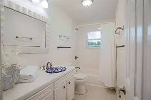 111 Fairway Dr, Alvin, TX 77511 - Photo 15