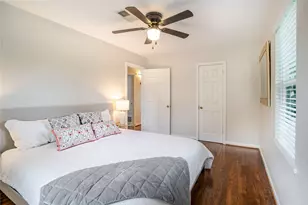 111 Fairway Dr, Alvin, TX 77511 - Photo 19