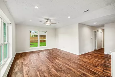 613 Dixie Drive, League City, TX 77573 - Photo 5