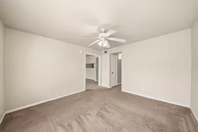 2824 S Bartell Drive #212, Houston, TX 77054 - Photo 19