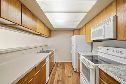 2824 S Bartell Drive #212, Houston, TX 77054 - Photo 13