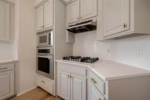2150 Stacy Knoll, Houston, TX 77008 - Photo 19