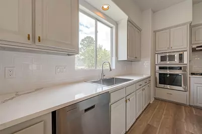 2150 Stacy Knoll, Houston, TX 77008 - Photo 23
