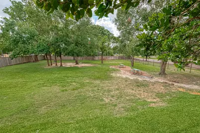 2150 Stacy Knoll, Houston, TX 77008 - Photo 5