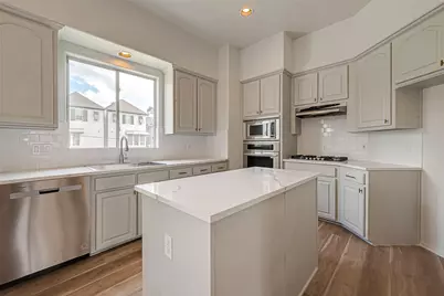 2150 Stacy Knoll, Houston, TX 77008 - Photo 21