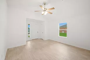 13221 Miller Ln, Willis, TX 77318 - Photo 9