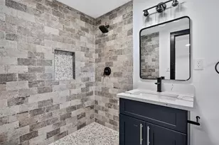 1506 Clay St, Brenham, TX 77833 - Photo 21