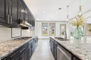 2221 Dove Haven Ln, League City, TX 77573 - Photo 9