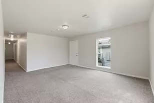 303 Gans St, Houston, TX 77029 - Photo 9