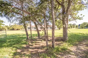 102 Windwood Cir, Somerville, TX 77879 - Photo 25